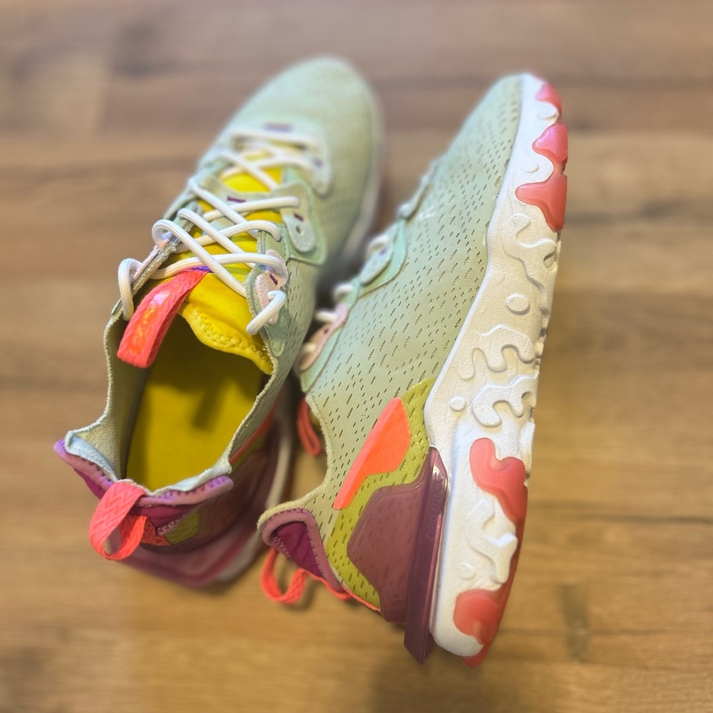 SALE!! RARE Nike React Vision D/SM/X Women’s Sneakers Size 9.5 Pistachio Frost - Picture 5 of 11